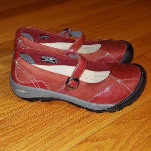 Keen red leather Maryjane flats